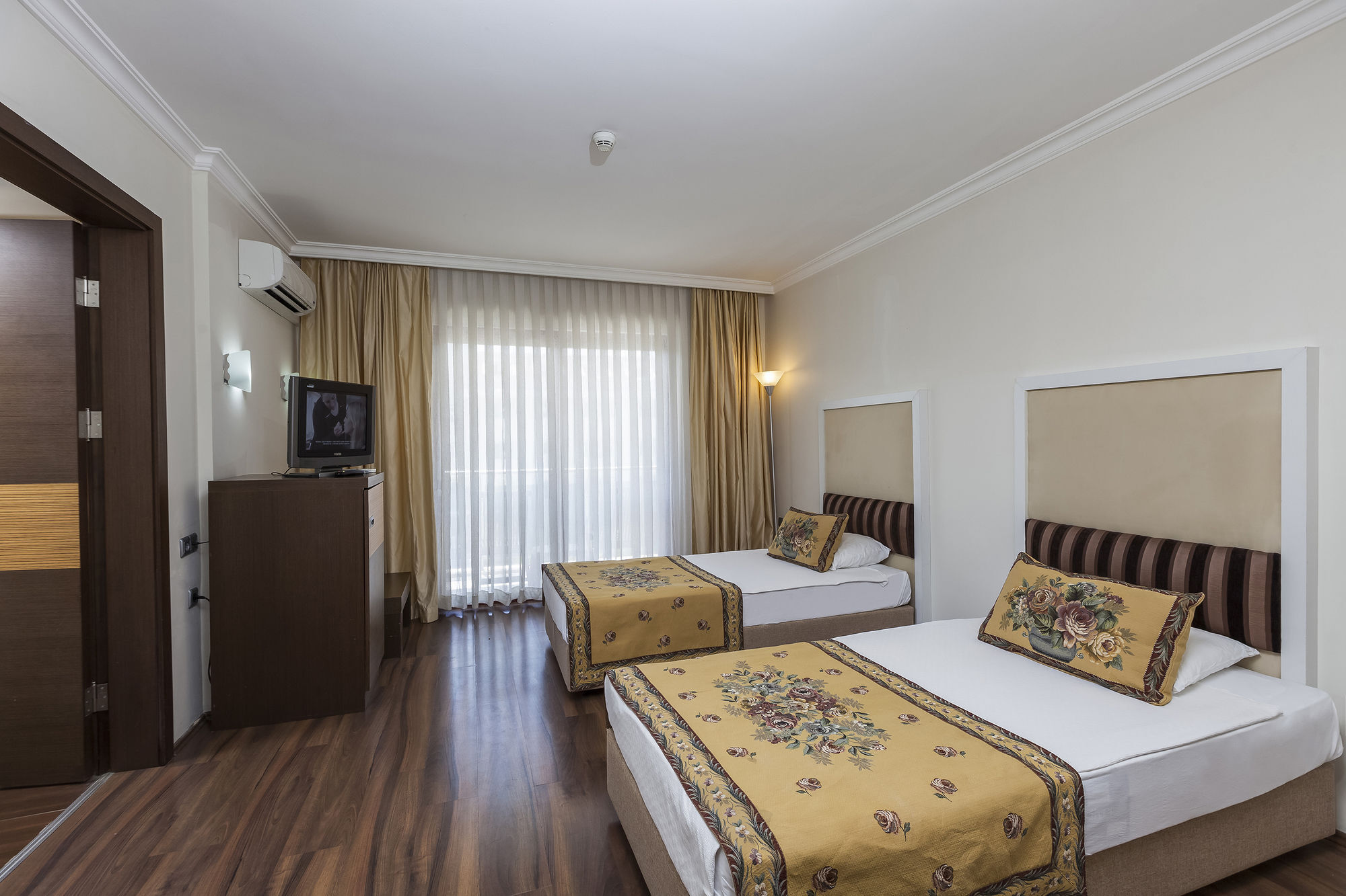 La Mer Hotel Гьонюк Екстериор снимка